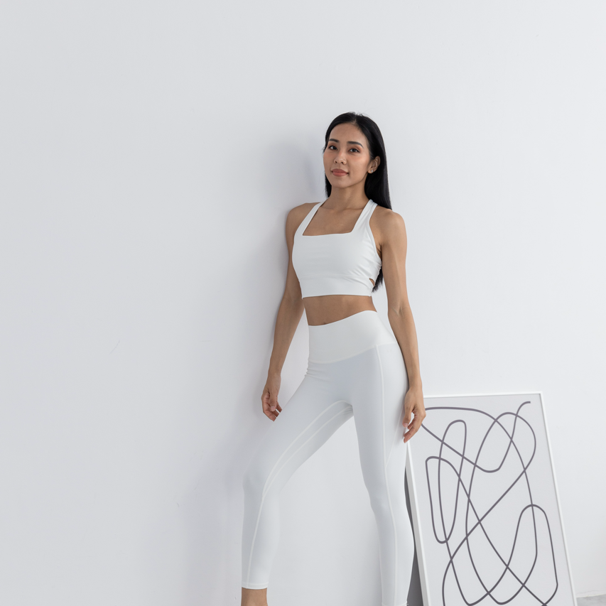 VitalLift High Support Bra|白色